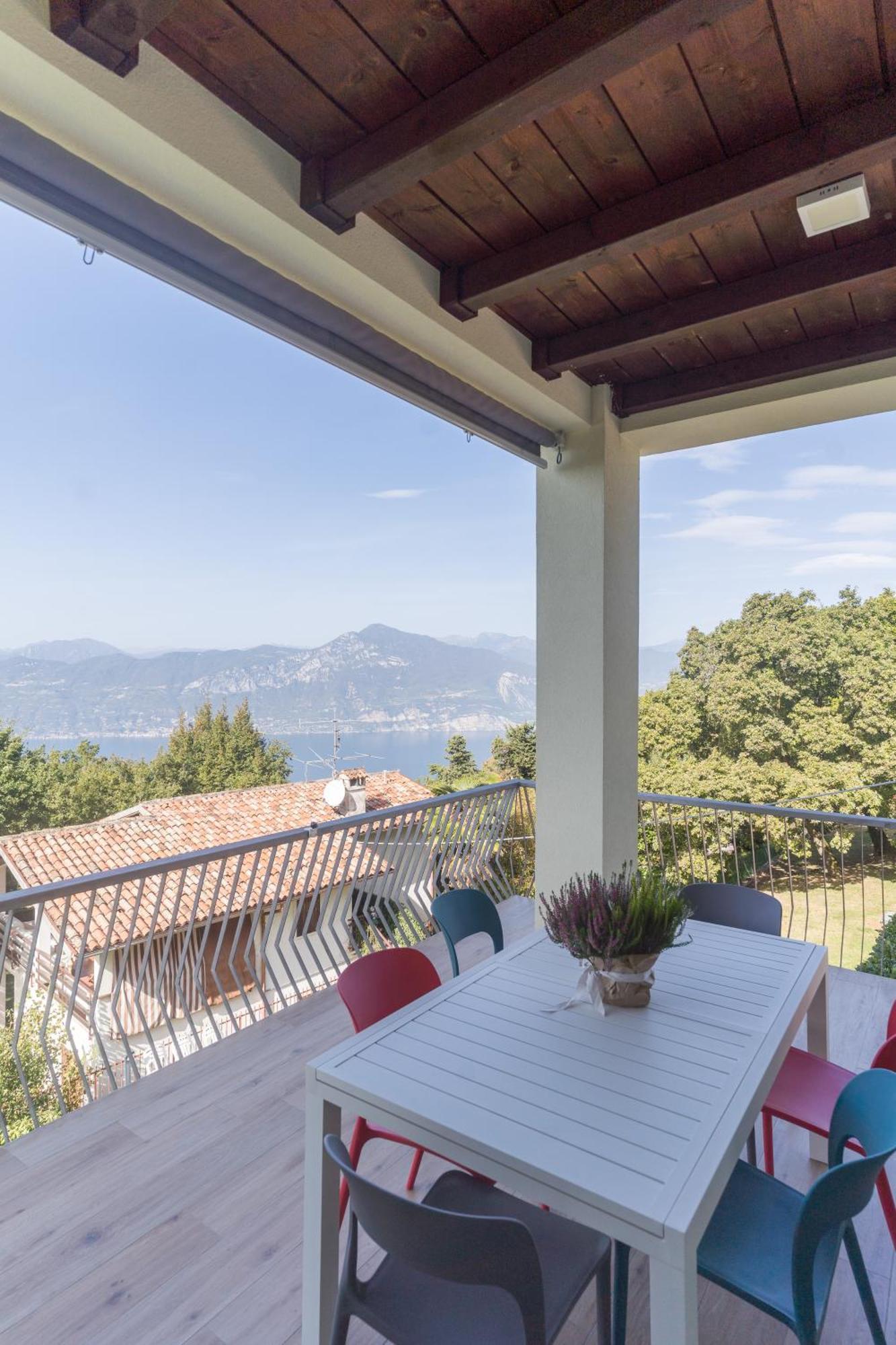 Garda Panorama With Garden & Bbq