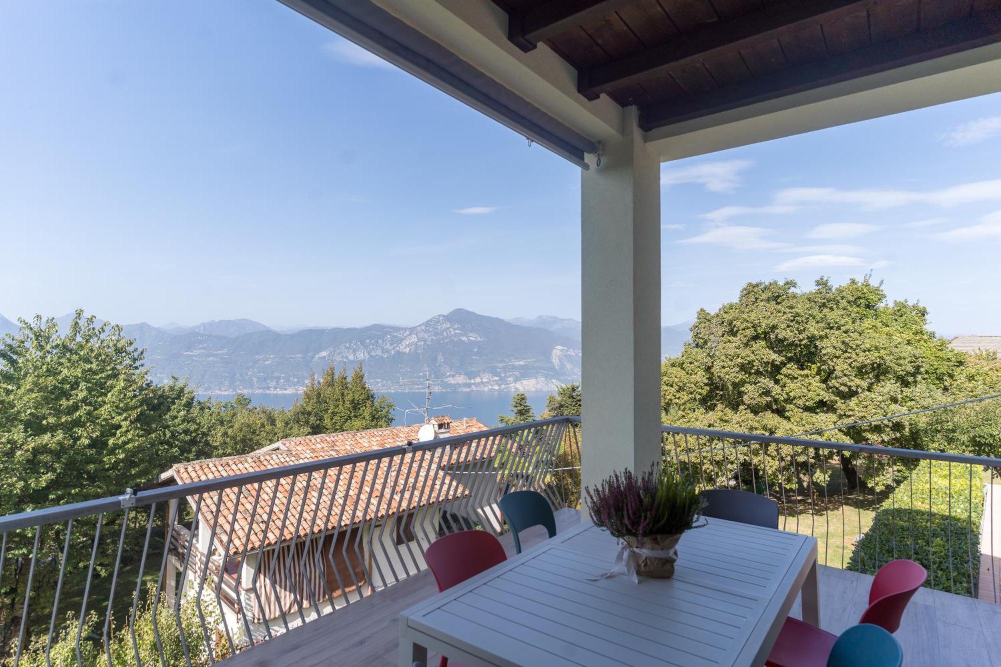 Garda Panorama With Garden & Bbq