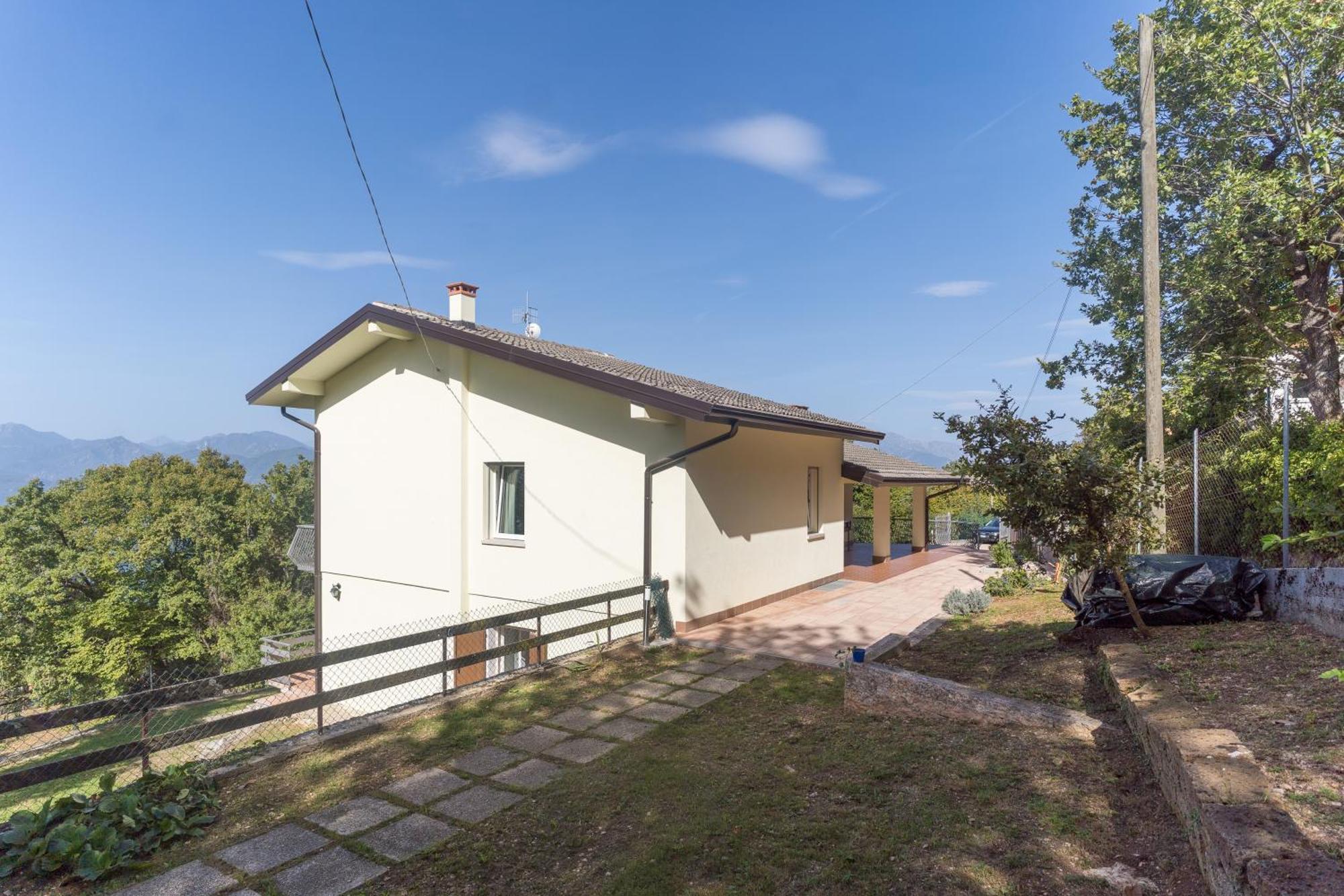 Garda Panorama With Garden & Bbq Villa San Zeno di Montagna