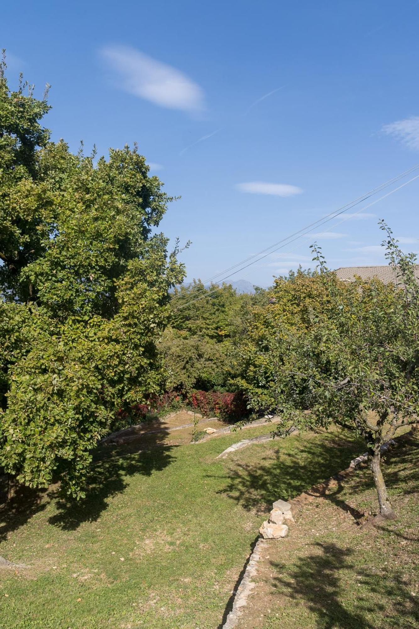 Garda Panorama With Garden & Bbq San Zeno di Montagna