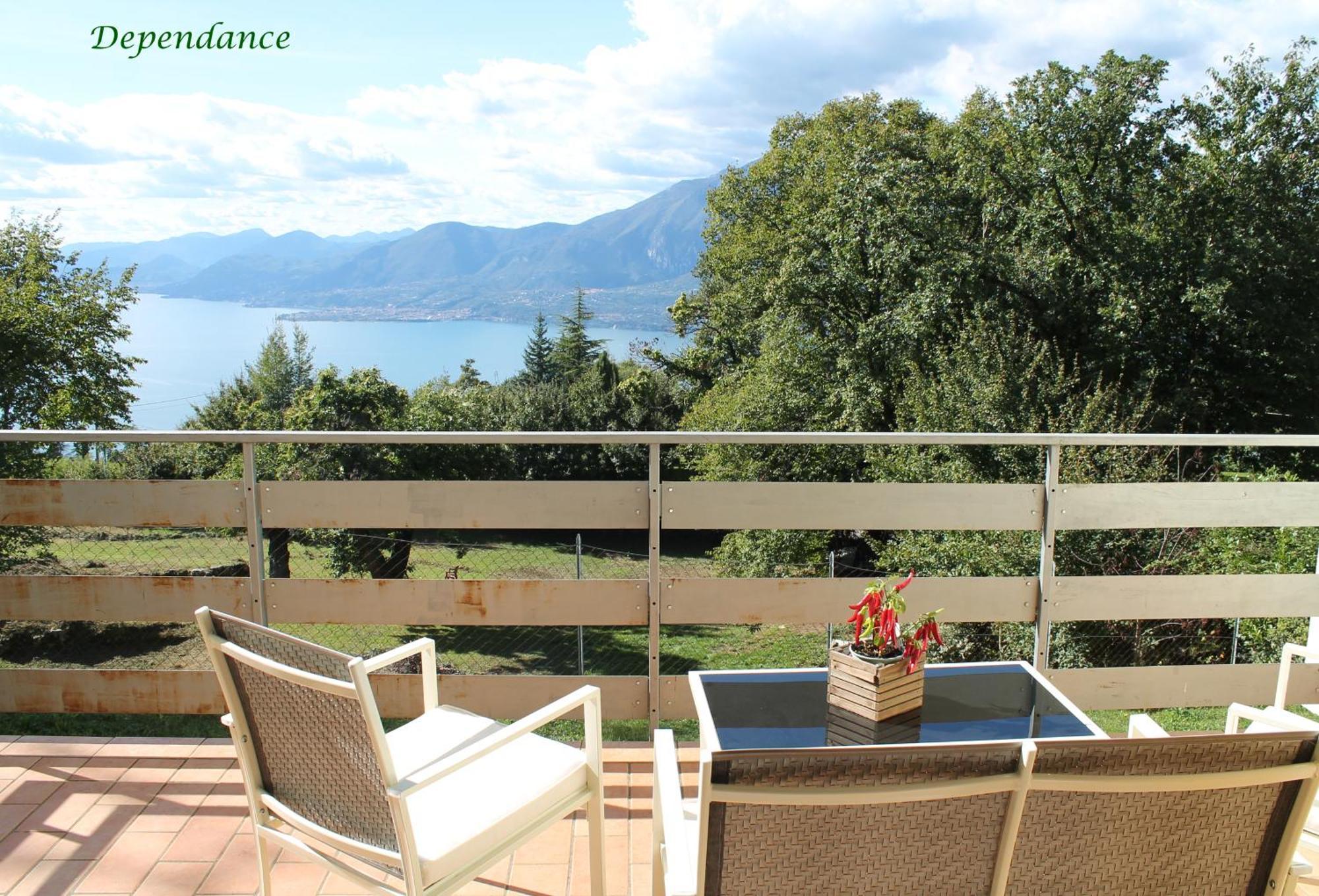Garda Panorama With Garden & Bbq San Zeno di Montagna