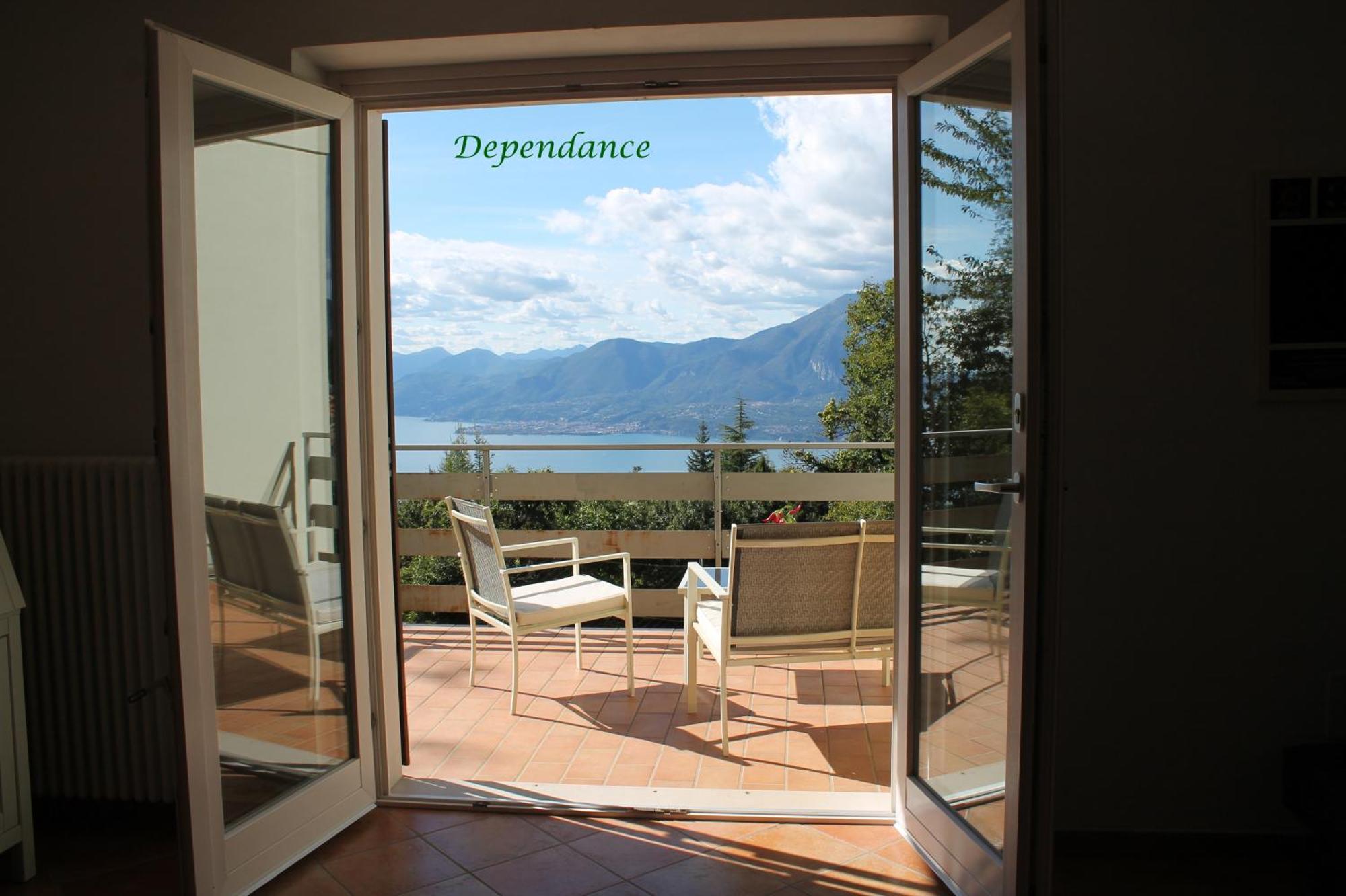 Garda Panorama With Garden & Bbq Villa