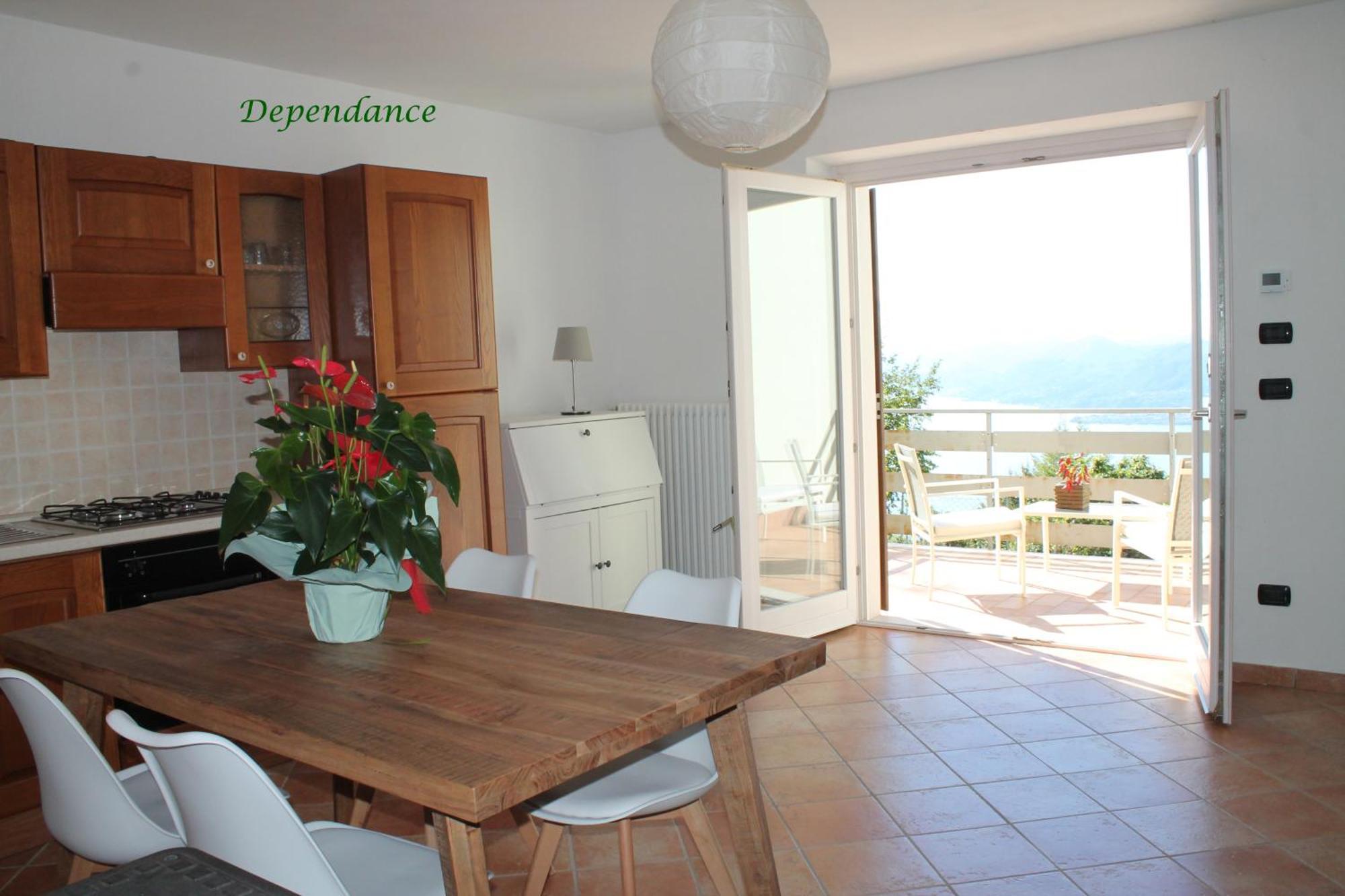 Garda Panorama With Garden & Bbq Villa *